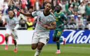Youri Tielemans, de Bélgica, celebra después de marcar el gol de la victoria 3-2 durante el partido de dieciseisavos de final del Mundial de 2026.