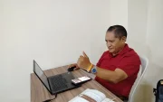 Los docentes tuvieron dificultades al rendir el examen.