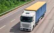 El sector del transporte de carga en Ecuador enfrenta cambios en sus tarifas tras la eliminación del subsidio al diésel, lo que ha generado pedidos de una metodología técnica para fijar precios.