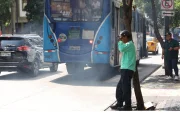 Los usuarios exigen que los cambios sean visibles. Hay quienes sí están de acuerdo con pagar más siempre y cuando el servicio sea eficiente. Hoy, lamentan, es lamentable.