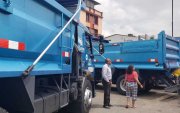 PRESENTACIÓN DE LOS VEHÍCULOS QUE REALIZARÁN LA RECOLECCIÓN DE DESECHOS SÓLIDOS DE LA CIUDAD.