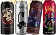 Imagen de cuatro de las 21 presentaciones que lanzó la cervecería artesanal este año, con nombres de bandas de punk y metal de la escena ecuatoriana.