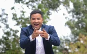 Henry Bustamante es presentador de Ecuavisa.