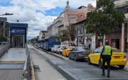 El sistema de Pico y placa en Quito limita circulación de placas 3 y 4 en dos horarios de mayor flujo vehicular diario.