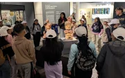 Una sala informativa del próximo Museo Nacional funciona en la Eloy Alfaro y República, norte de Quito.