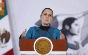 La presidenta de México, Claudia Sheinbaum, habla en una rueda de prensa este martes en el Palacio Nacional de Ciudad de México.