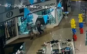 Los sospechosos lograron ser grabados por cámaras de seguridad.