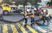Referencia. El Municipio de Quito denunció daños en la infraestructura del soterramiento tras intentos de robo de cables en la avenida Ajaví.