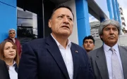César Díaz aceptó su predandidatura por el Movimiento Pueblo, Igualdad y Democracia (PID).