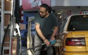 Los transportistas de taxis reciben una compensación mensual por los combustibles desde junio de 2024  (foto referencial).