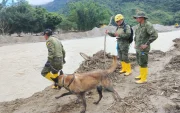 Uniformados de las Fuerzas Armadas continúan con la búsqueda de personas extraviadas una semana después del deslave en Zamora Chinchipe.