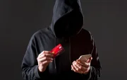 Ante una extorsión debe acudir inmediatamente a las autoridades para proteger sus cuentas bancarias, su negocio y vivienda.