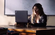 Los aspirantes a Educa Empleo deberán revisar que sus datos y documentos estén actualizados antes de postular a las vacantes docentes del régimen Costa y Galápagos.