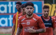 El jugador paraguayo Sergio Díaz firmó con Barcelona SC hasta 2028.