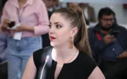 Mónica Palacios ofreció una rueda de prensa tras ser notificada durante la sesión del Pleno de la Asamblea Nacional.