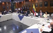 La audiencia registró un cruce entre Mónica Palacios y Ferdinan Álvarez por la actuación de Inés Manzano durante la sesión virtual.