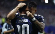 Lautaro Martínez firmó la remontada 2-1 ante Inglaterra.