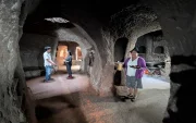 Durante casi cuatro décadas, la familia Quinchimbla excavó por su cuenta las cuevas que hoy reciben a turistas en Tumbaco.