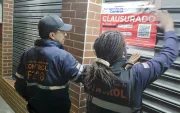 Inspectores de la AMC clausuraron el chifa ubicado en el norte de Quito.