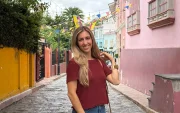 Nicole Campos llevó un pedazo de Guayaquil a España a través de su arte.