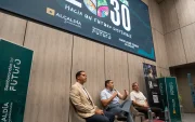 El alcalde de Samborondón, Juan José Yúnez, en la presentación del concurso en al UEES.