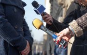 El trato a periodistas en EE. UU. vuelve a generar discusión sobre libertad de expresión y poder político.