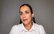 La exministra Inés Manzano compareció de forma virtual ante la Comisión de Fiscalización durante el juicio político.