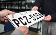 La AMT inició la entrega de 8.715 placas metálicas para vehículos y motocicletas que tramitaron duplicados por pérdida, robo o deterioro.