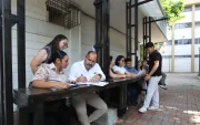 La Organización Modular Lineal (OML), en la imagen, pasó de ser una propuesta académica a un espacio utilizado por la comunidad universitaria para descansar y estudiar.