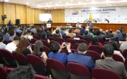 El consejo consultivo con organizaciones políticas tuvo lugar en Pichincha.