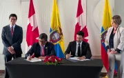 "Desde hoy, 600 productos ecuatorianos entran sin arancel a Canadá. El TLC protege internamente 227 líneas agrícolas sensibles como arroz, maíz y carnes.