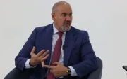 Julio César Cueva, abogado del alcalde de Guayaquil, Aquiles Álvarez, respondió a las declaraciones del presidente Daniel Noboa sobre el caso Triple A mediante una publicación en su cuenta de X.