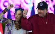 En Nicaragua los ‘copresidentes’ Daniel Ortega y Rosario Murillo son cónyuges, y a falta del un copresidente, el período lo continúa el restante, sin nombrar o elegirse otro.