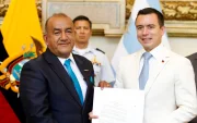 El reconocido periodista, José Enrique Delgado Nievecela, recibió la condecoración de la Orden Nacional “Al Mérito” en el Grado de Caballero por parte del presidente de la República, Daniel Noboa Azin en 2024.