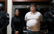 Como resultado, seis personas fueron aprehendidas y varias empresas relacionadas con el sector minero fueron inspeccionadas.