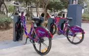 QuitoBici iniciará su marcha blanca con 250 bicicletas públicas, disponibles mediante Cuenta Ciudad para promover una movilidad sostenible en Quito.