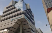 Bolivariano es reconocida por su excelencia financiera y la calidad de servicio de su personal.