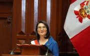 La nueva presidenta de Perú, Keiko Fujimori, dijo en su posesión que gobernará sólo cinco años. En principio parece una obviedad, una minucia. Pero hay tantos farsantes que ofrecieron no aferrarse al poder.