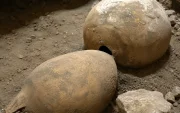 Durante la restauración del Hospital San Lázaro se hallaron 13 cántaros de barro cocido que, de forma preliminar, corresponden a la época Colonial.