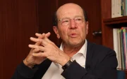 El expresidente Osvaldo Hurtado dio esta semana una entrevista a un canal de televisión abierta en la que fue muy crítico con el Gobierno.