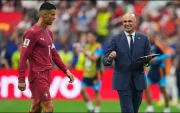 Roberto Martínez (d) junto a Cristiano Ronaldo cuando dirigía a la selección de Portugal.