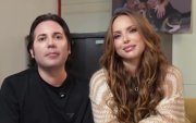 Erika Vélez y Víctor Arauz confirmaron en Instagram que están comprometidos y explicaron por qué mantuvieron su relación fuera de la mirada pública.
