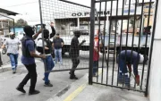 Referencial. Algunas rejas han sido desinstaladas por no cumplir con los parámetros.