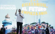 Noboa anuncia baja de combustibles en agosto en Ecuador por menor presión del petróleo internacional.