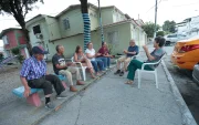 Vecinos. Los residentes de Sauces 1 llevan más de una década conociéndose y articulando acciones para preservar el barrio, socializando actividades y medidas de seguridad.
