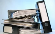 Los trámites administrativos pueden convertirse en procesos largos cuando no existen responsables claros.