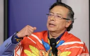 El presidente de Colombia, Gustavo Petro, habla durante una rueda de prensa el 3 de agosto de 2026, en Bogotá (Colombia).