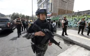 El Gobierno desplegó 2.000 policías, drones y patrulleros para reforzar la seguridad en los nueve distritos del Distrito Metropolitano de Quito.