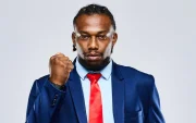 Mayton Perea durante una sesión fotográfica en un evento de Inka MMA, en Perú.