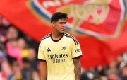 Piero Hincapié marcó un gol para Arsenal en su tercer amistoso de pretemporada ante Real Betis.